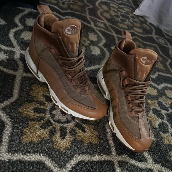 Men’s air max 95 boots in Flax worn 2x no box - Picture 1 of 3